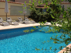Hotels in Espira-De-L'agly